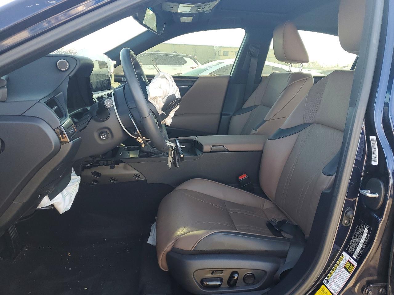 2025 LEXUS ES 300H