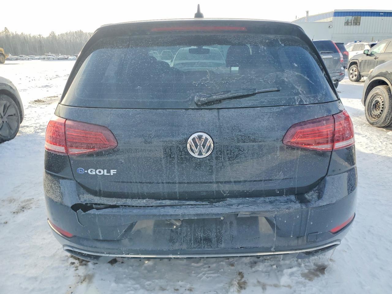 2018 VOLKSWAGEN e-Golf