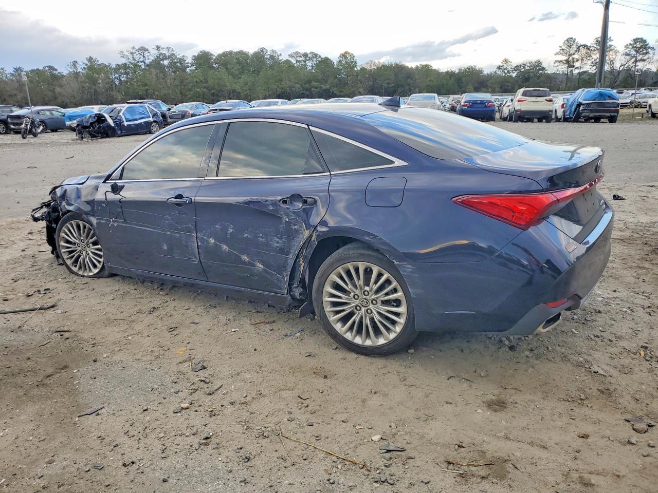 2021 TOYOTA Avalon