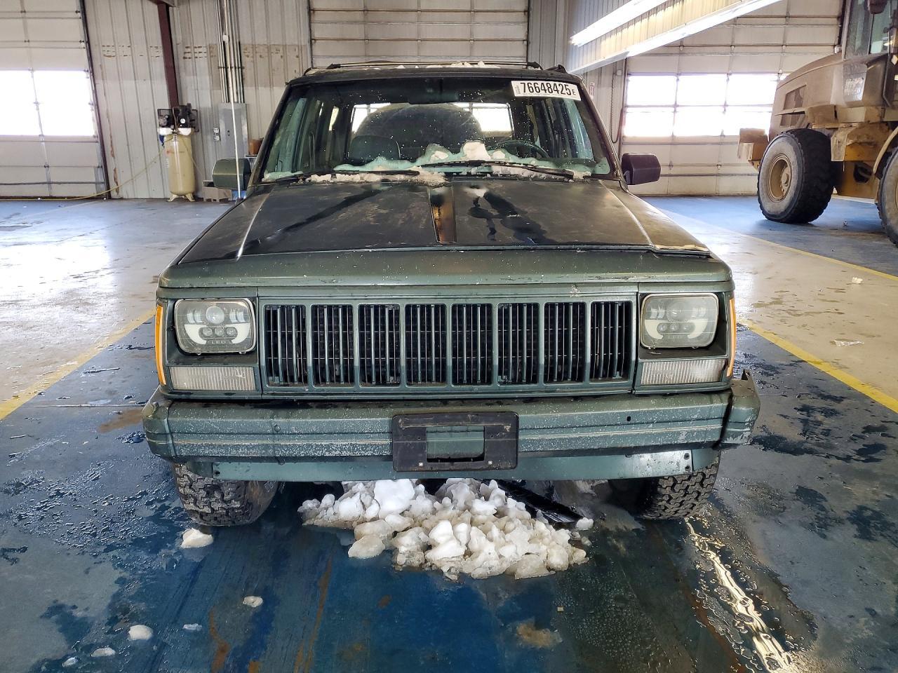 1992 JEEP CHEROKEE