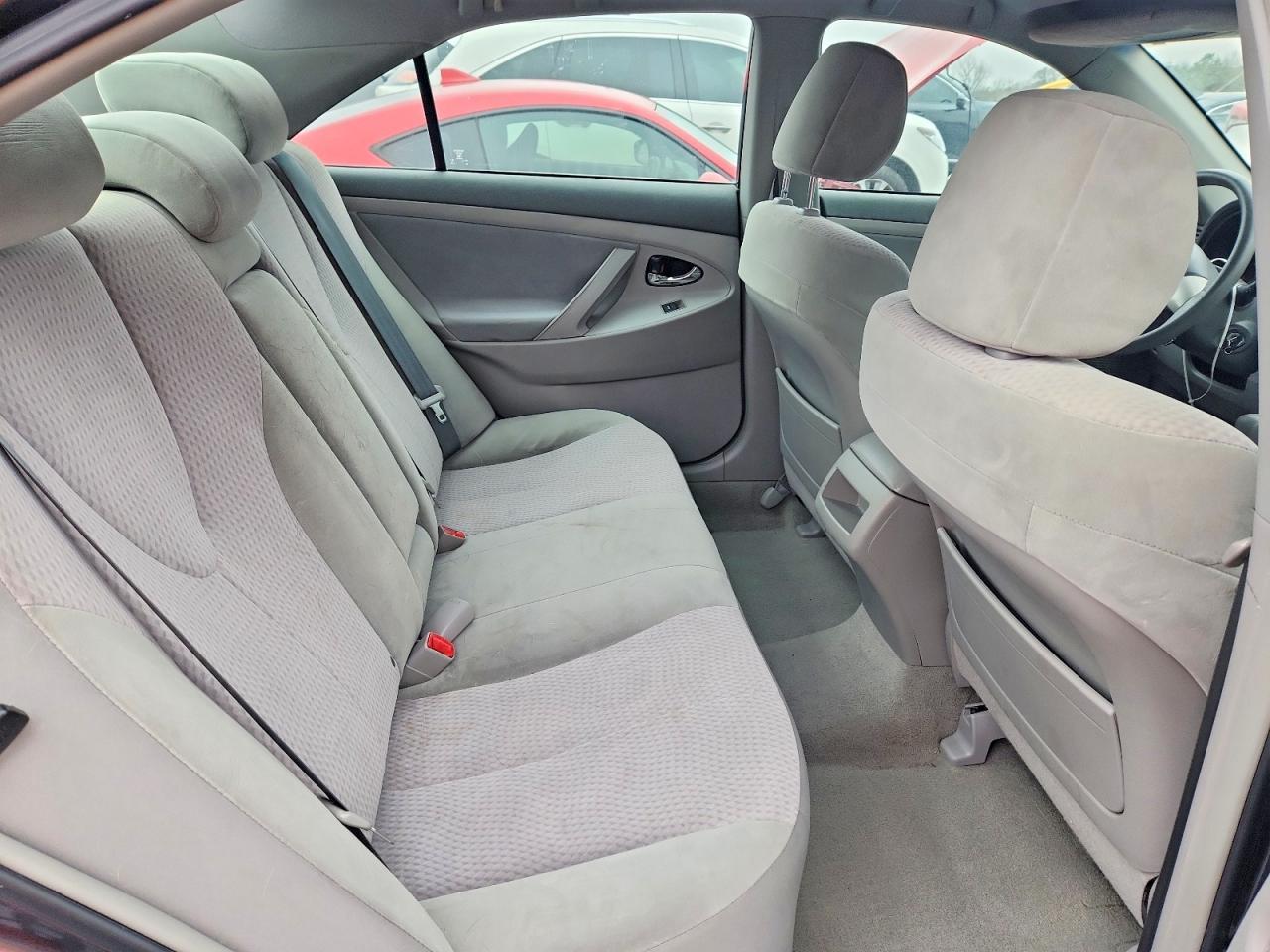 2011 TOYOTA CAMRY