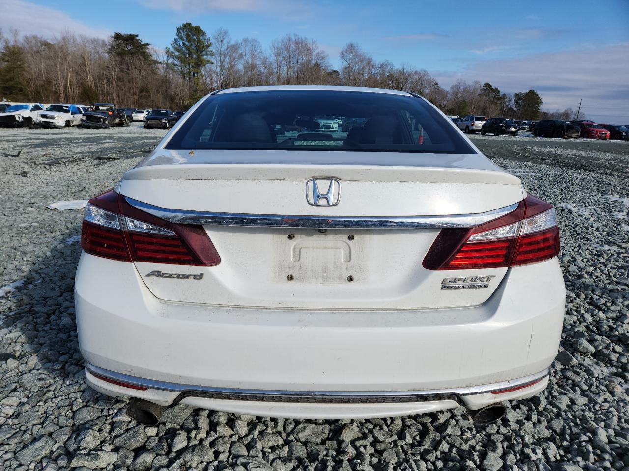 2017 HONDA ACCORD