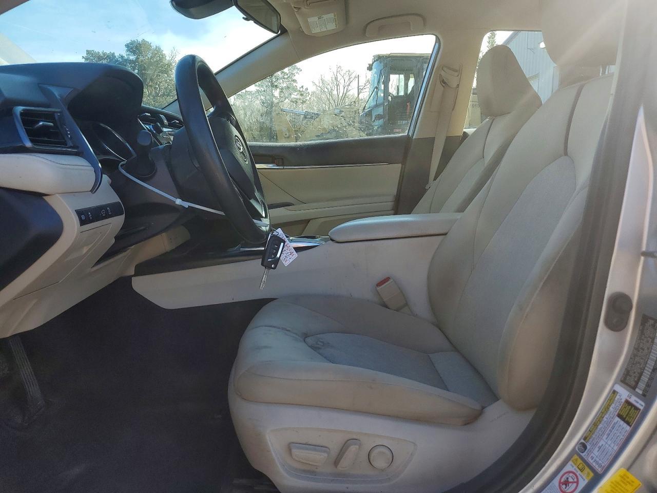 2019 TOYOTA CAMRY