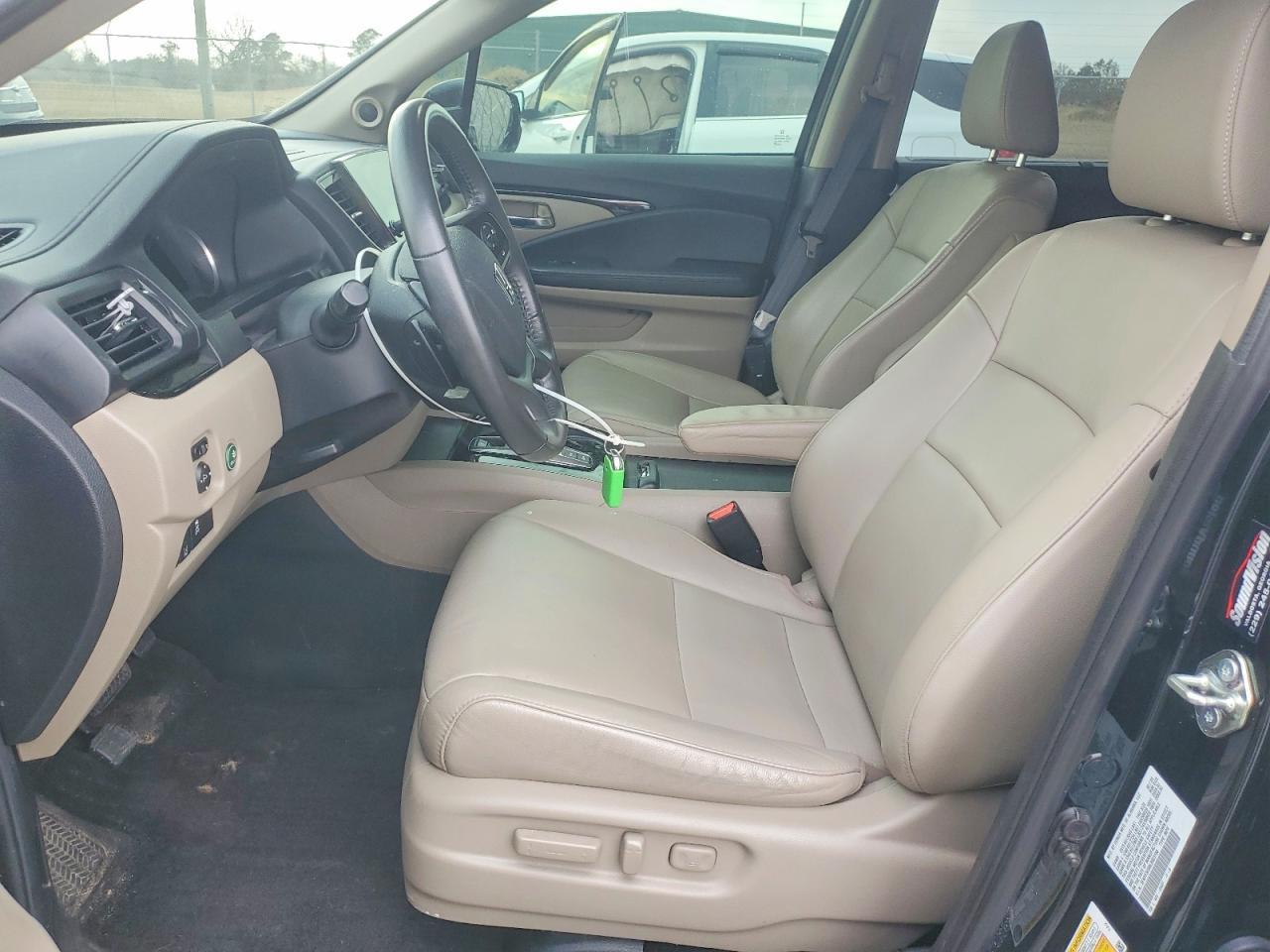 2020 HONDA PILOT
