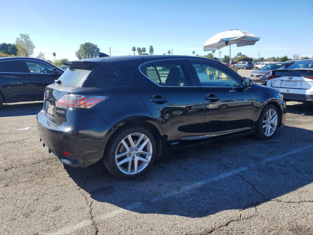 2015 LEXUS CT 200H