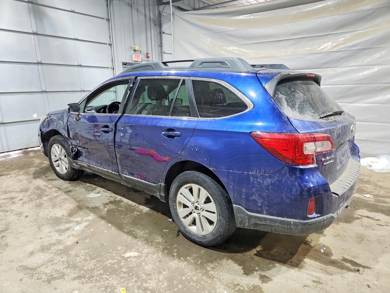 2015 SUBARU Outback