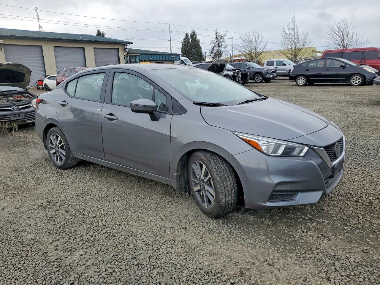 2020 NISSAN VERSA