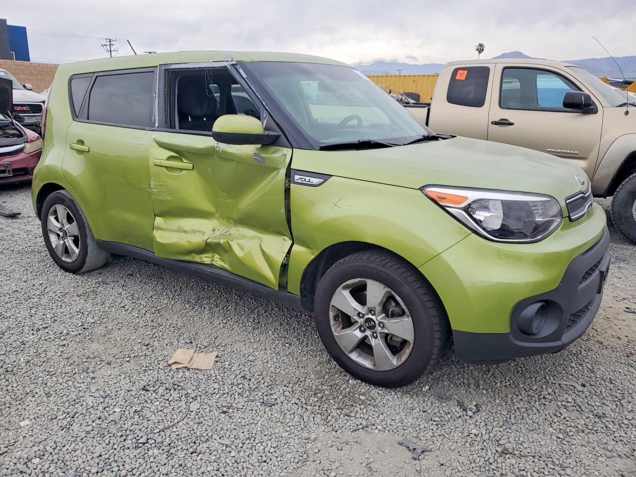 2017 KIA SOUL