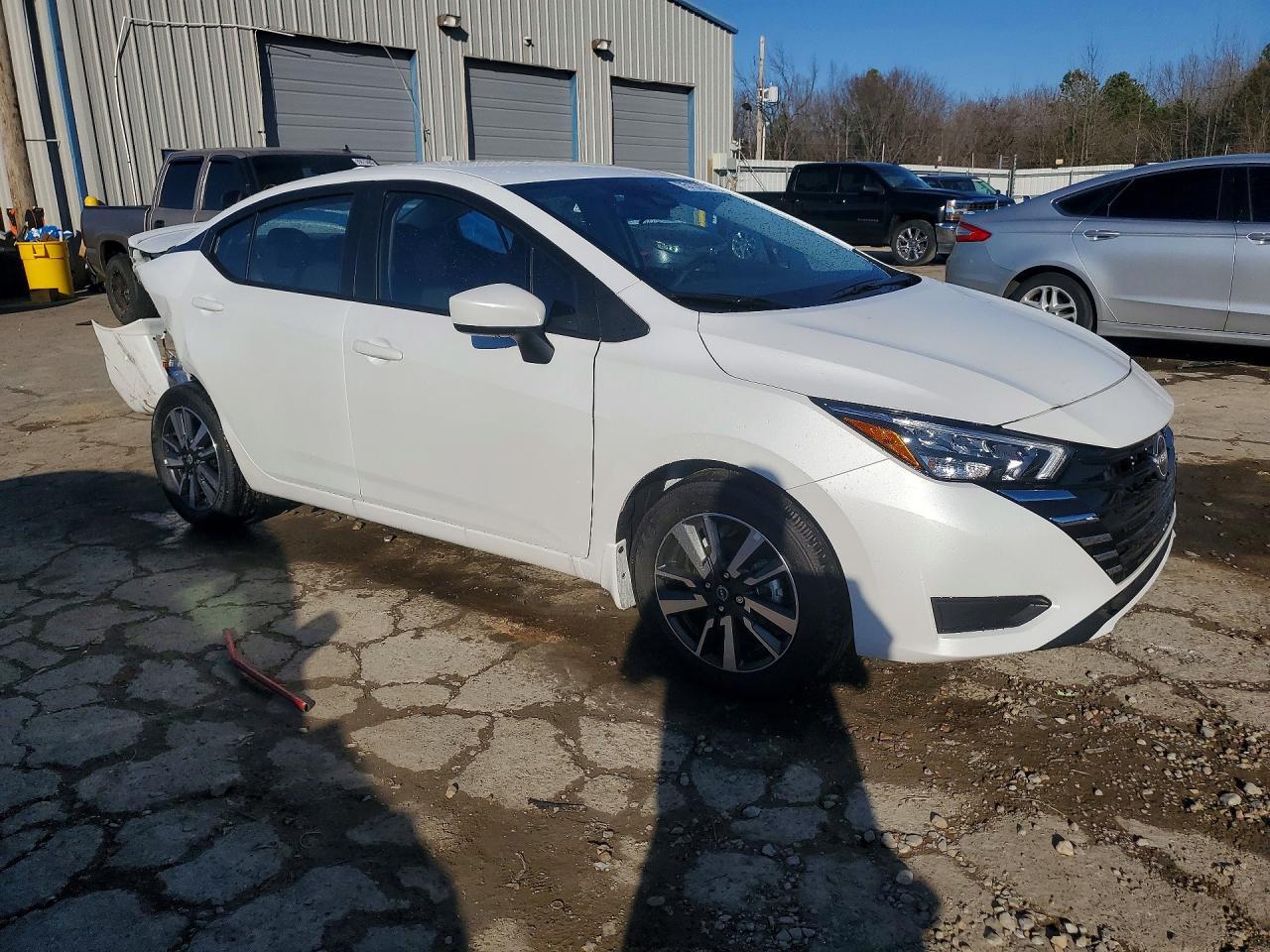 2025 NISSAN VERSA
