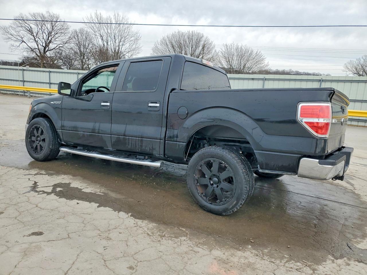 2013 FORD F-150 Lightning