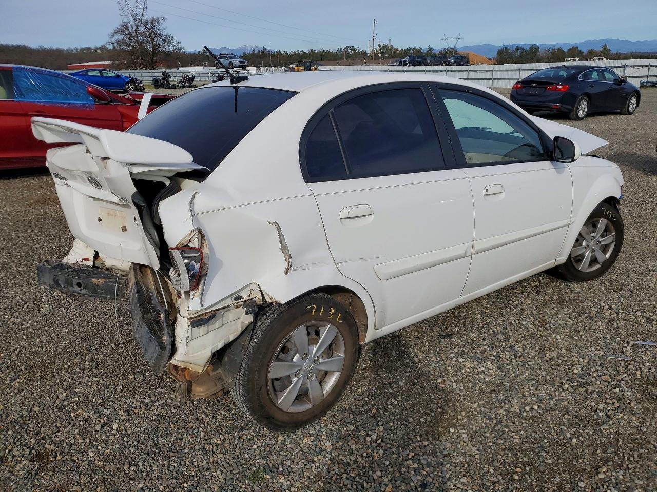 2011 KIA RIO