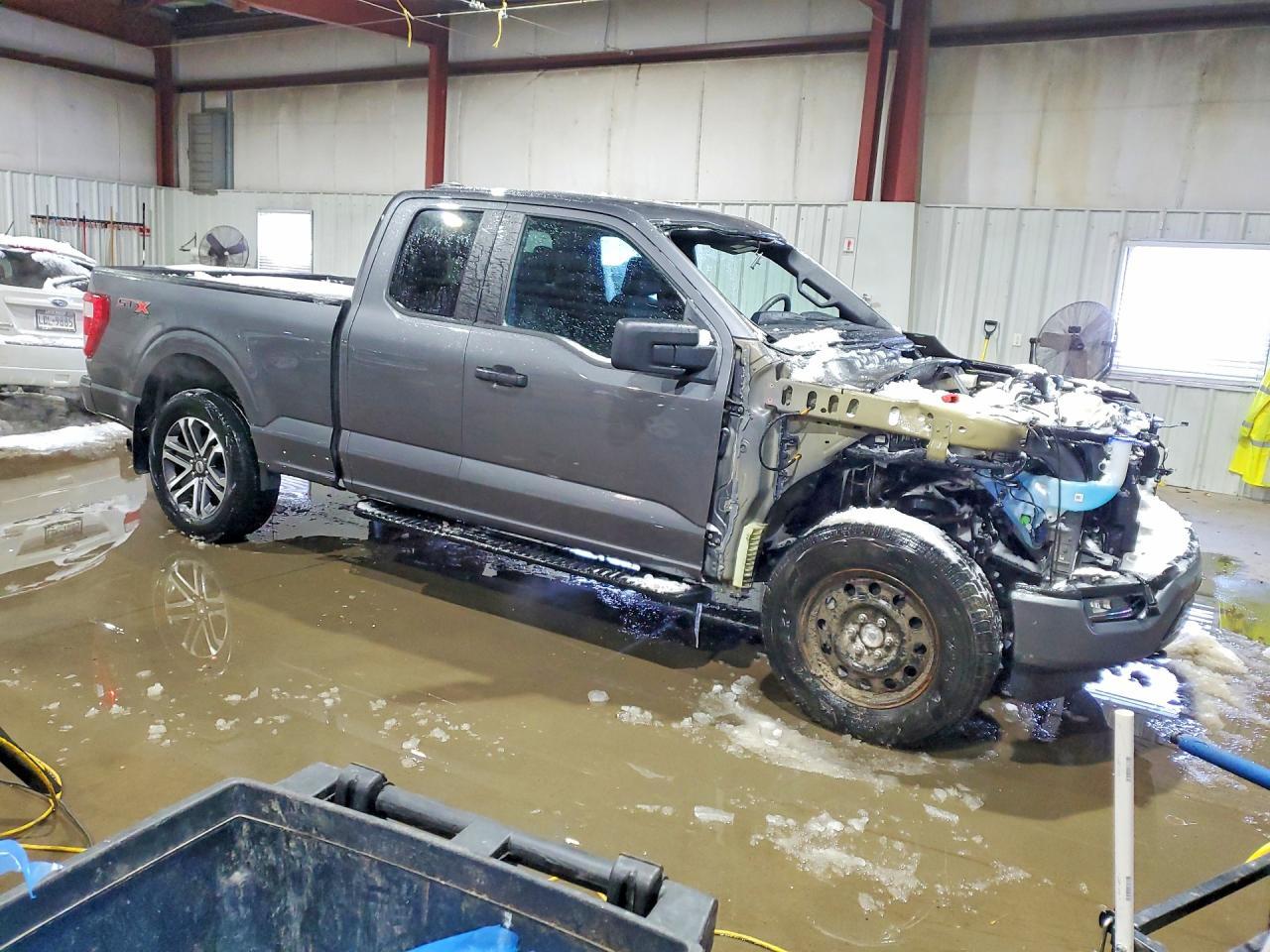 2023 FORD F-150