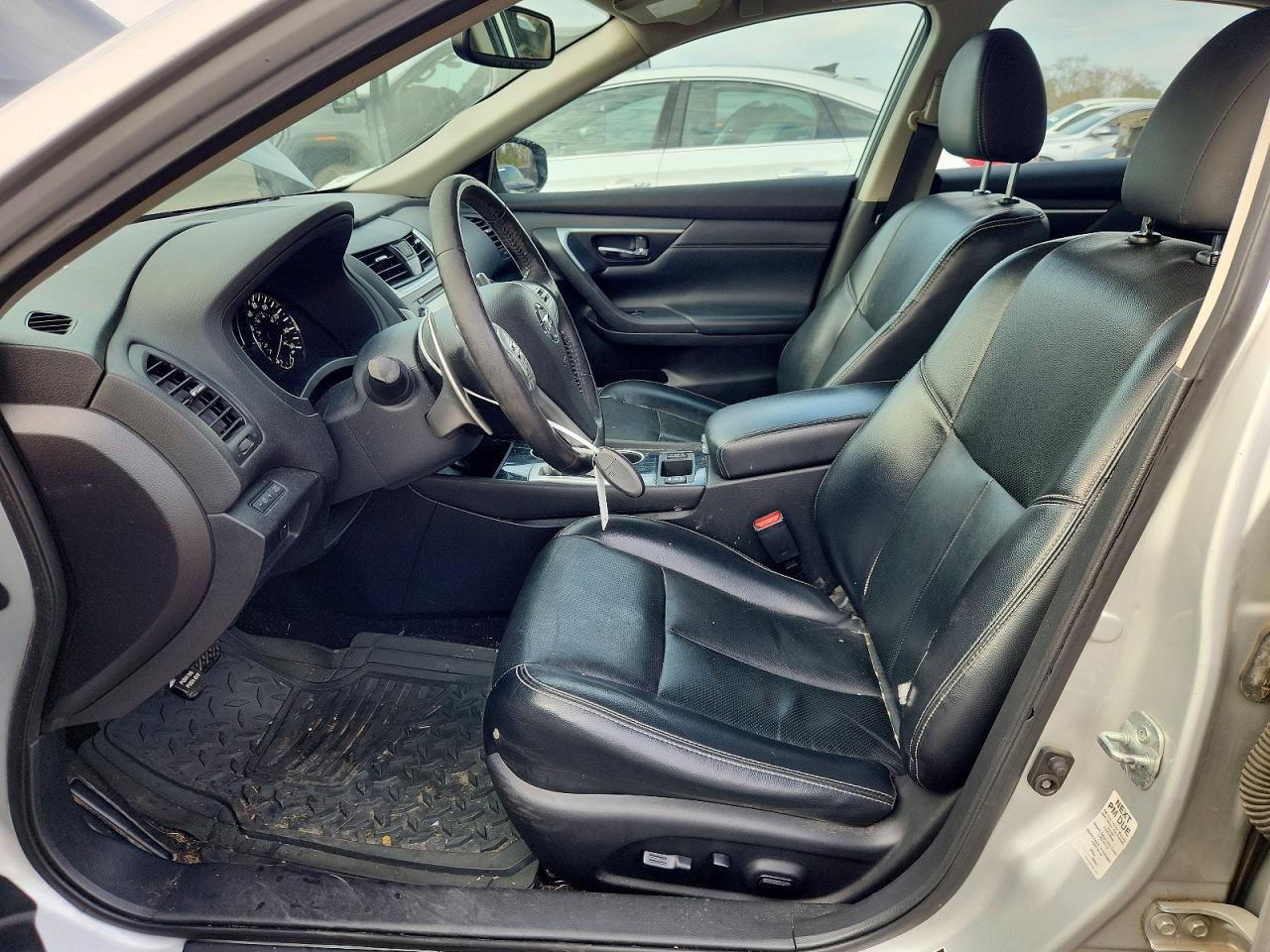 2017 NISSAN ALTIMA