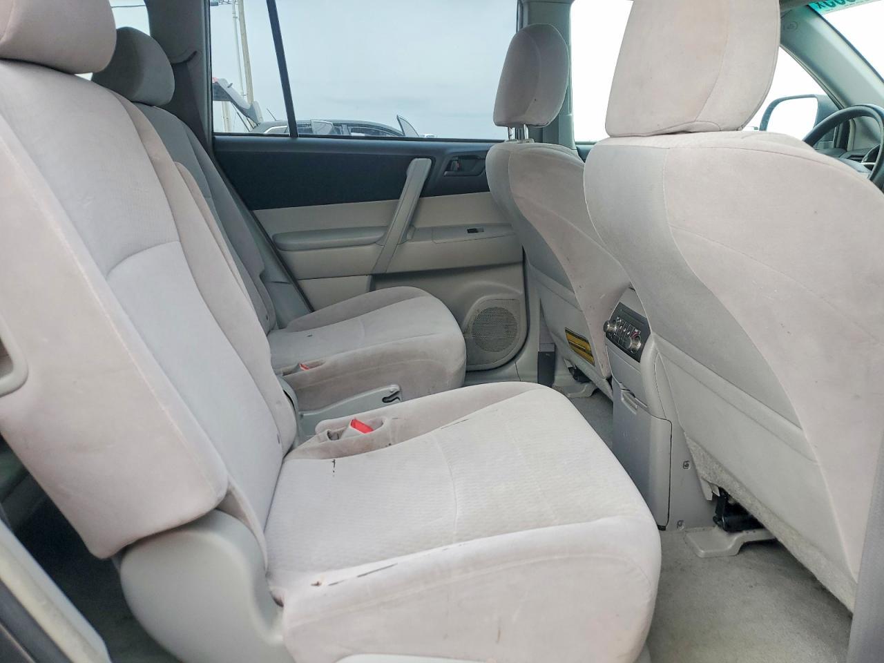 2008 TOYOTA HIGHLANDER