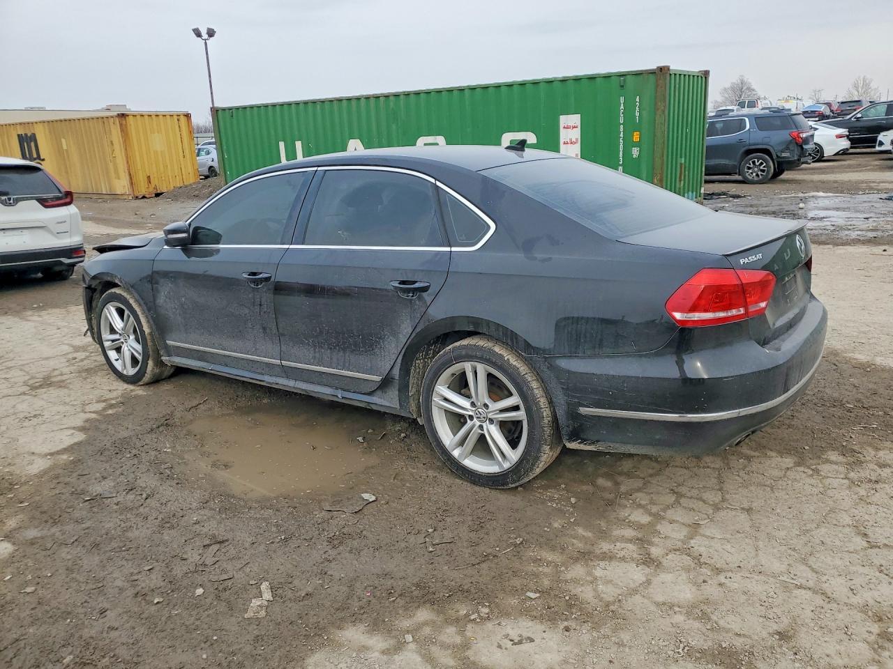 2014 VOLKSWAGEN Passat