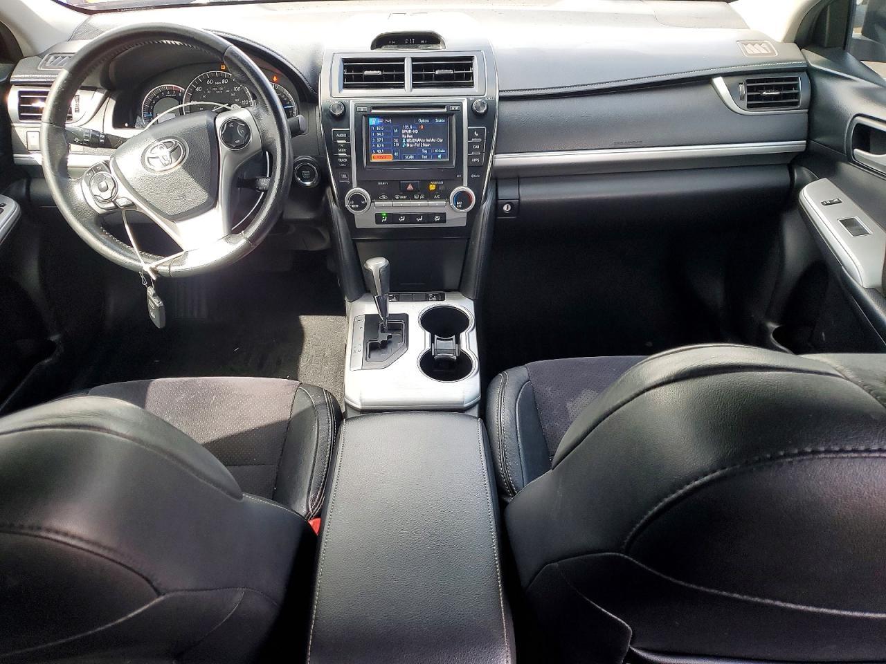 2014 TOYOTA CAMRY