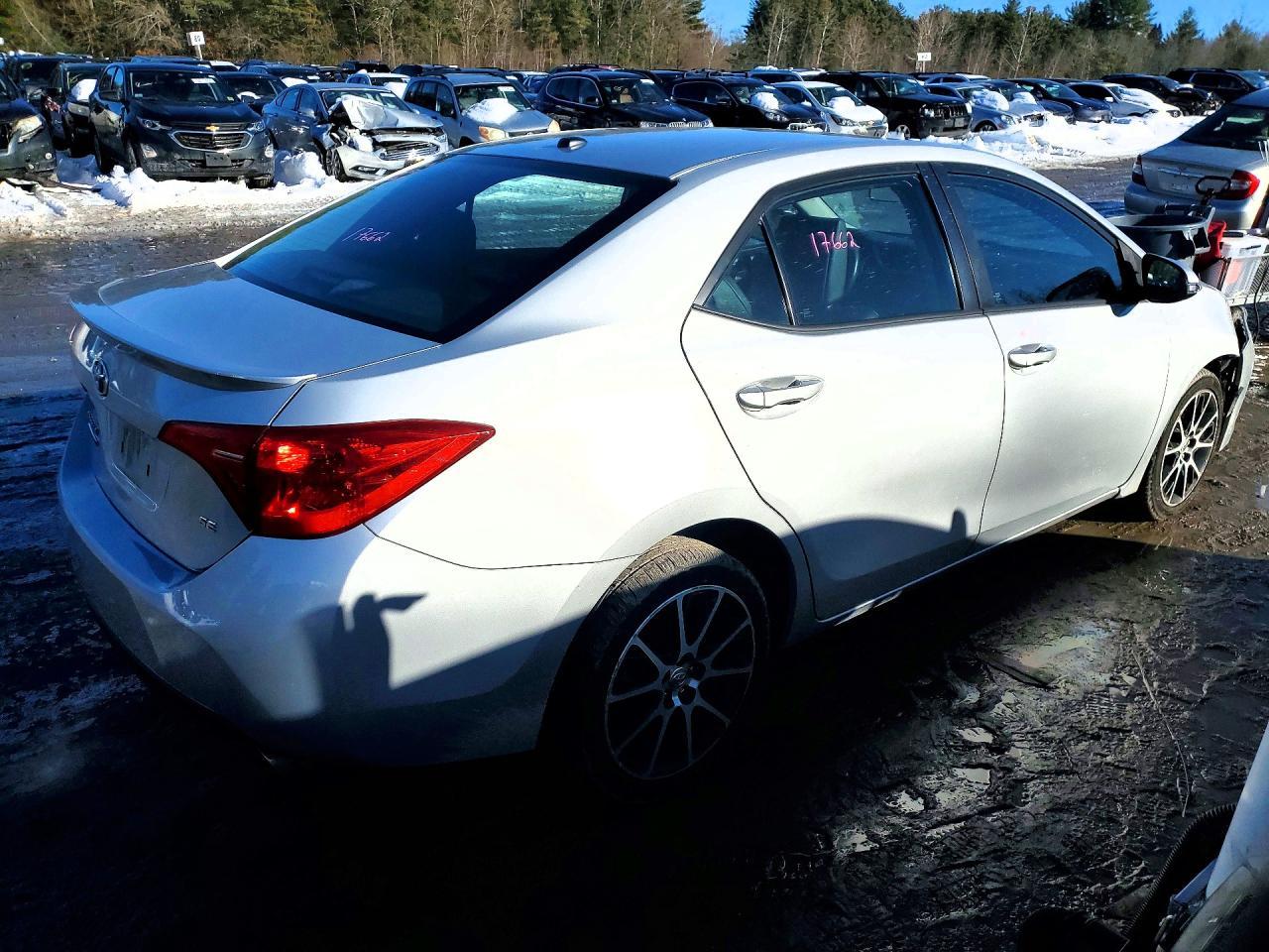 2017 TOYOTA COROLLA