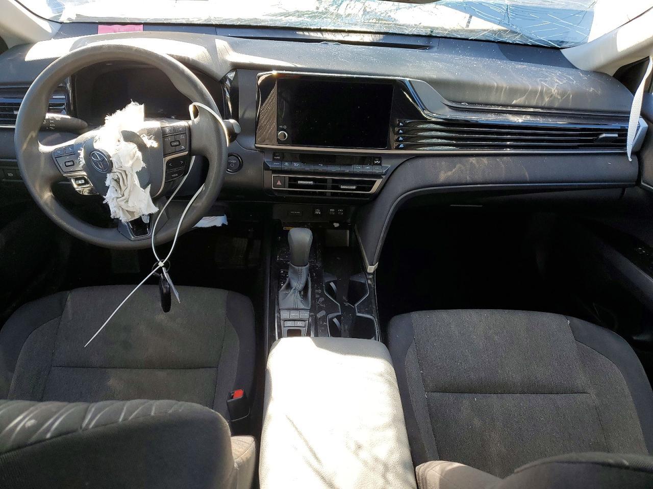 2025 TOYOTA CAMRY