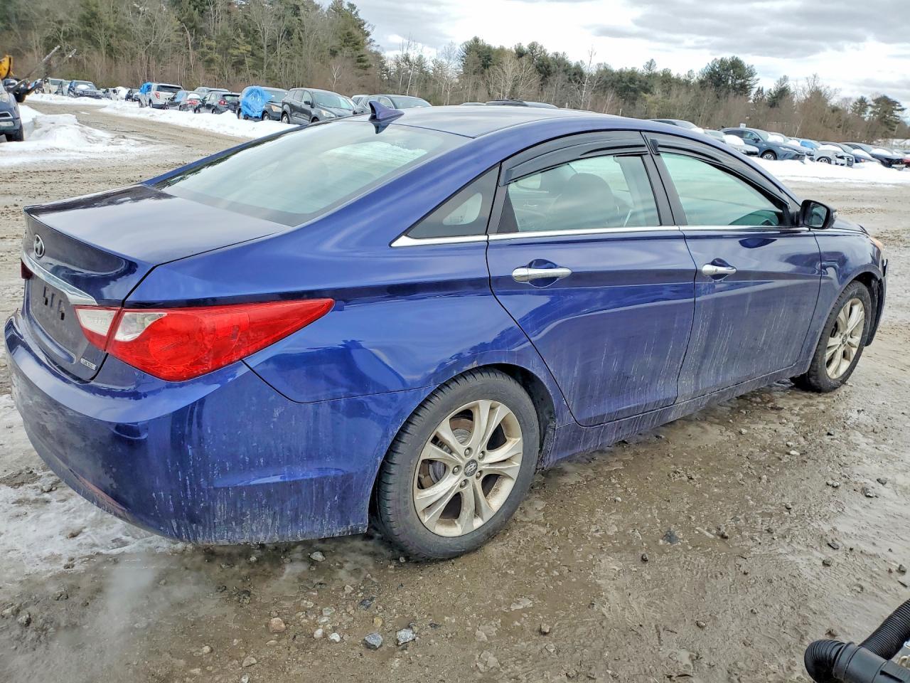 2011 HYUNDAI SONATA