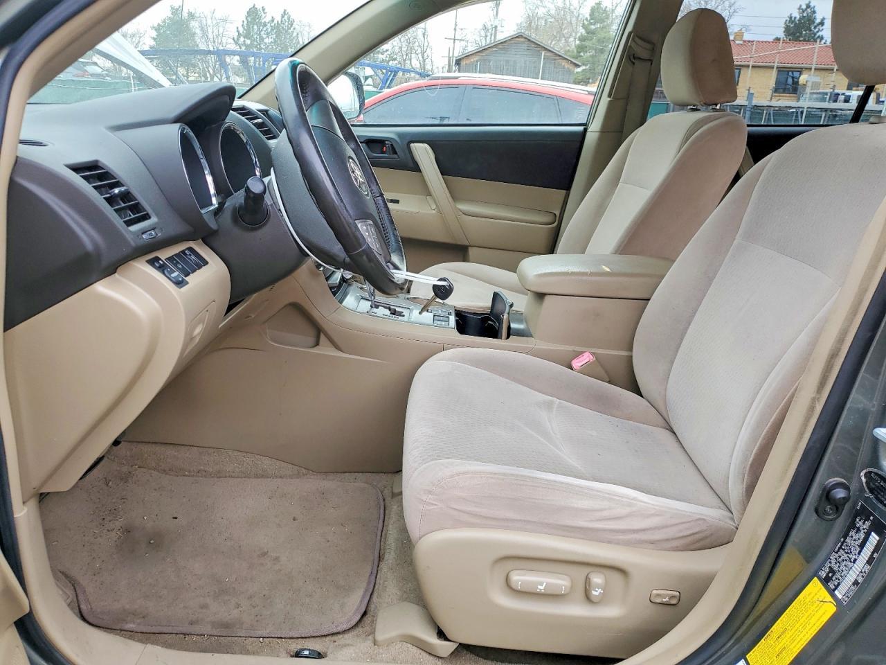 2009 TOYOTA HIGHLANDER