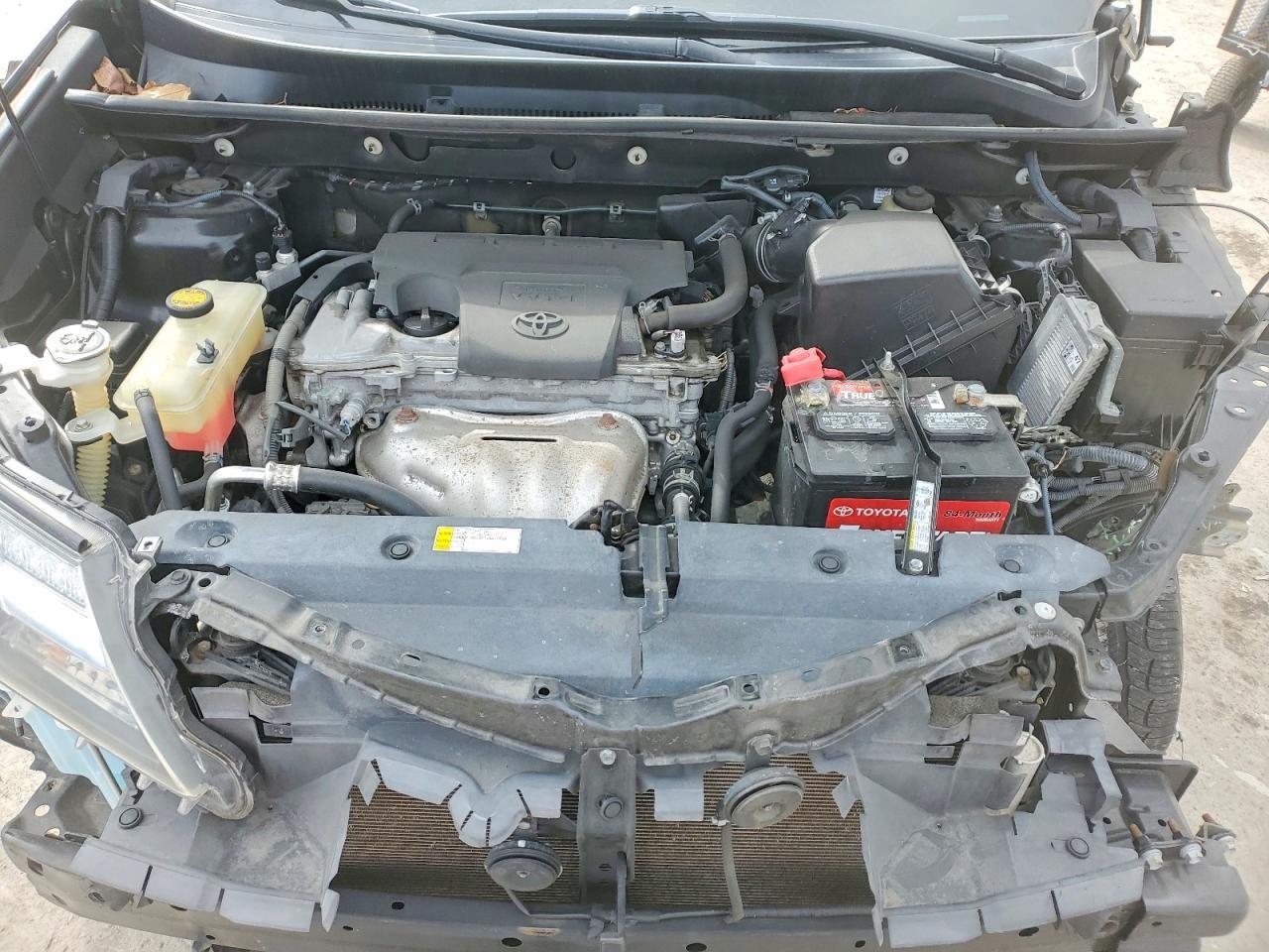 2015 TOYOTA RAV4