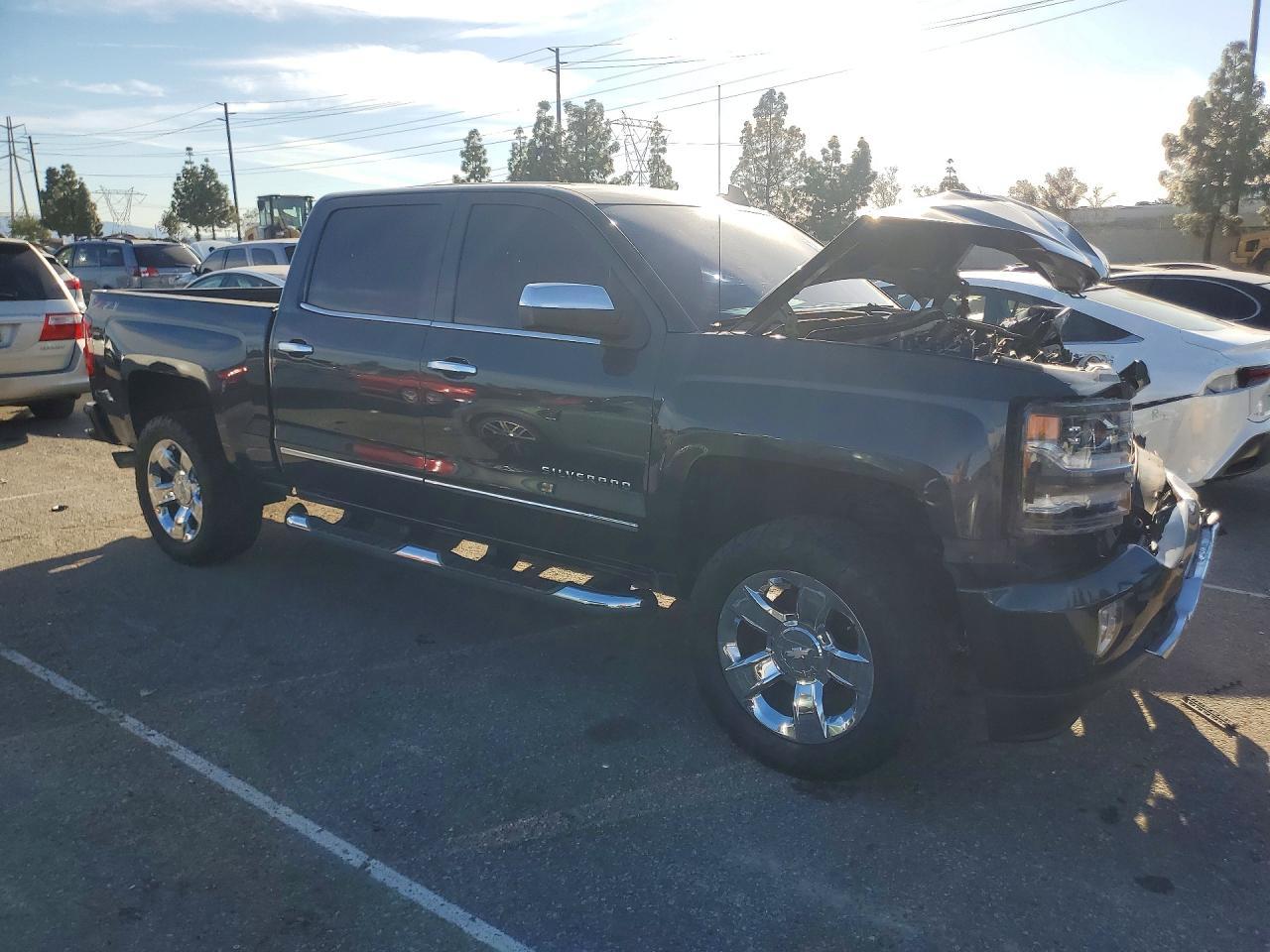 2018 CHEVROLET Silverado