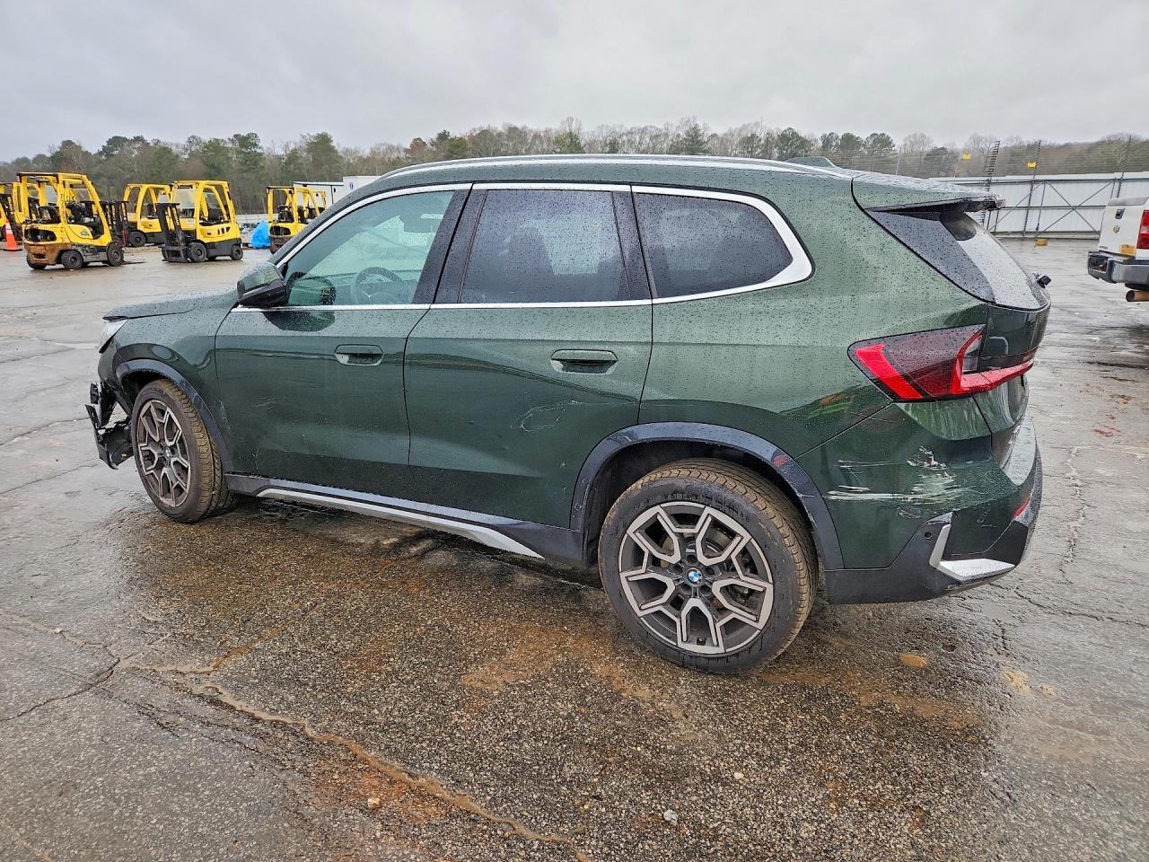 2025 BMW X1