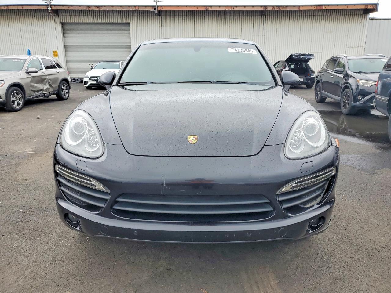 2013 PORSCHE CAYENNE