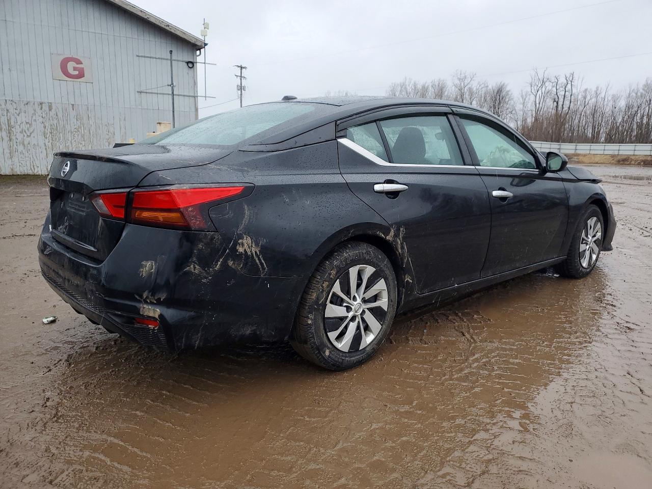 2020 NISSAN