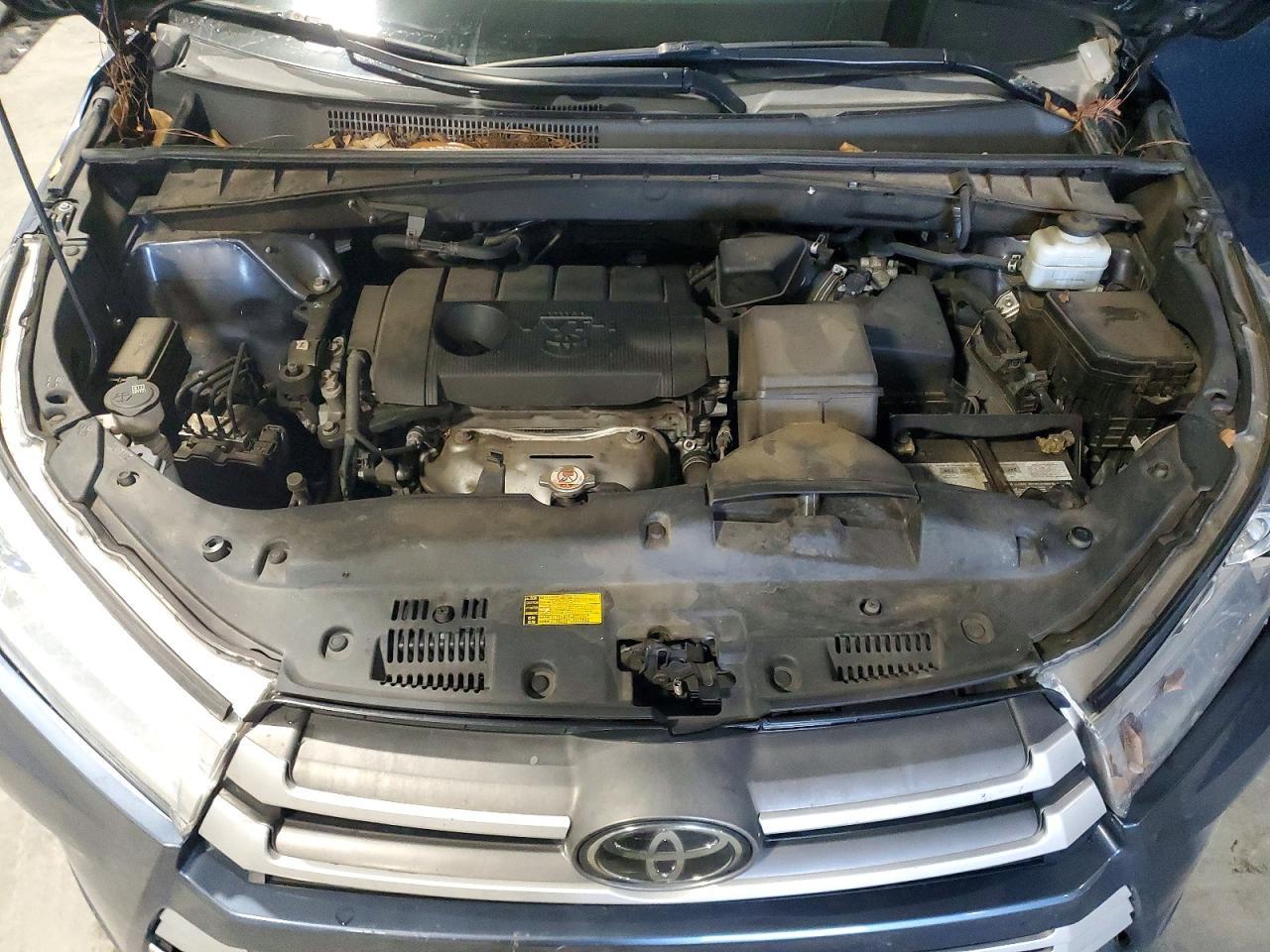 2019 TOYOTA HIGHLANDER