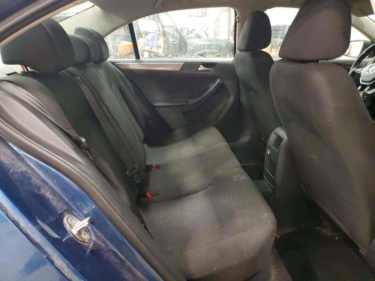 2016 VOLKSWAGEN JETTA