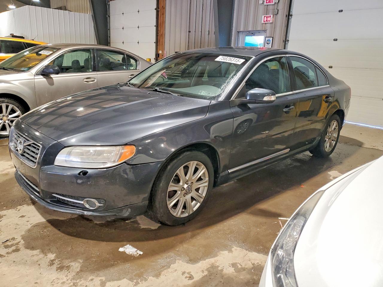 2010 VOLVO S80