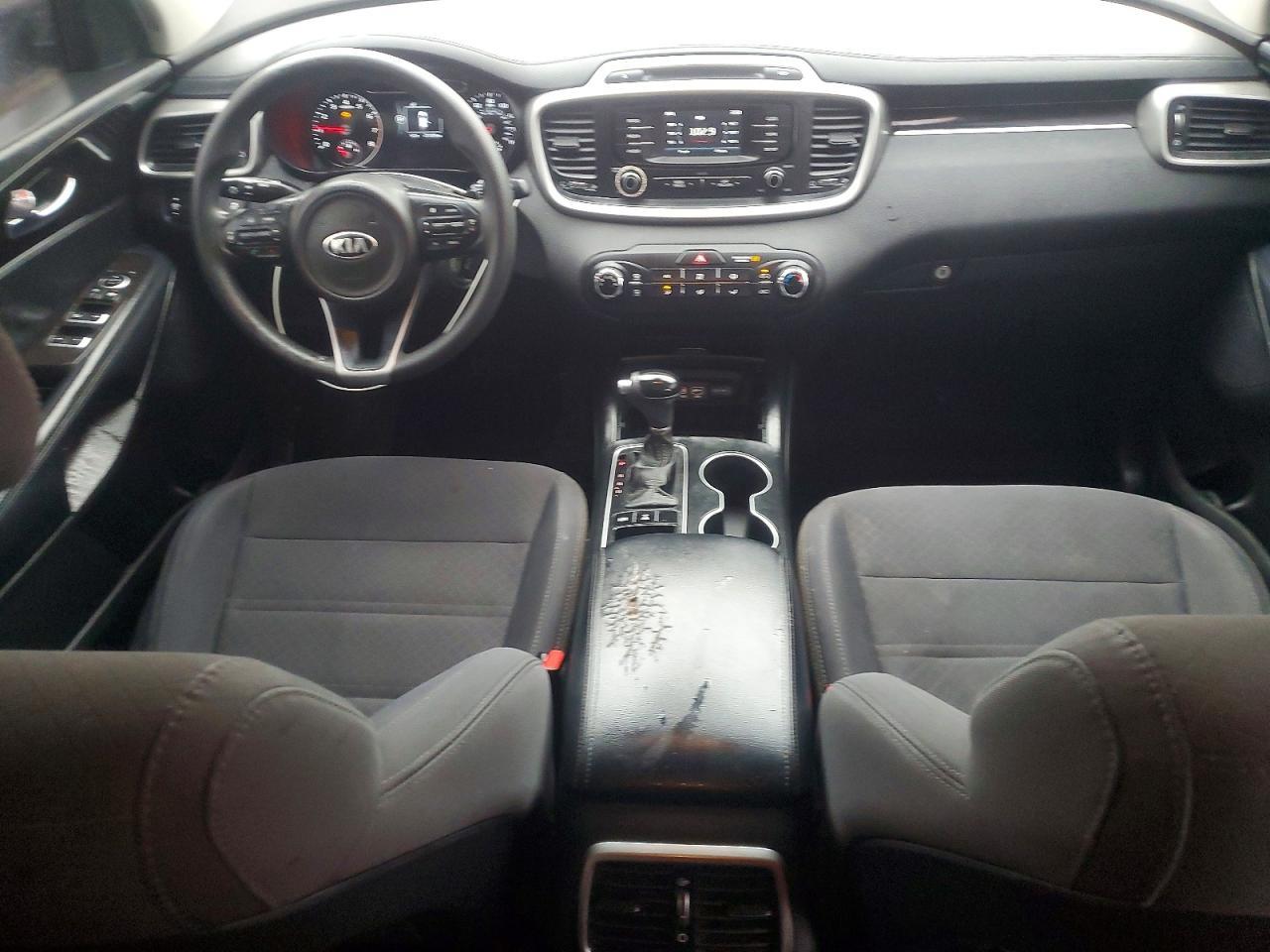 2017 KIA SORENTO