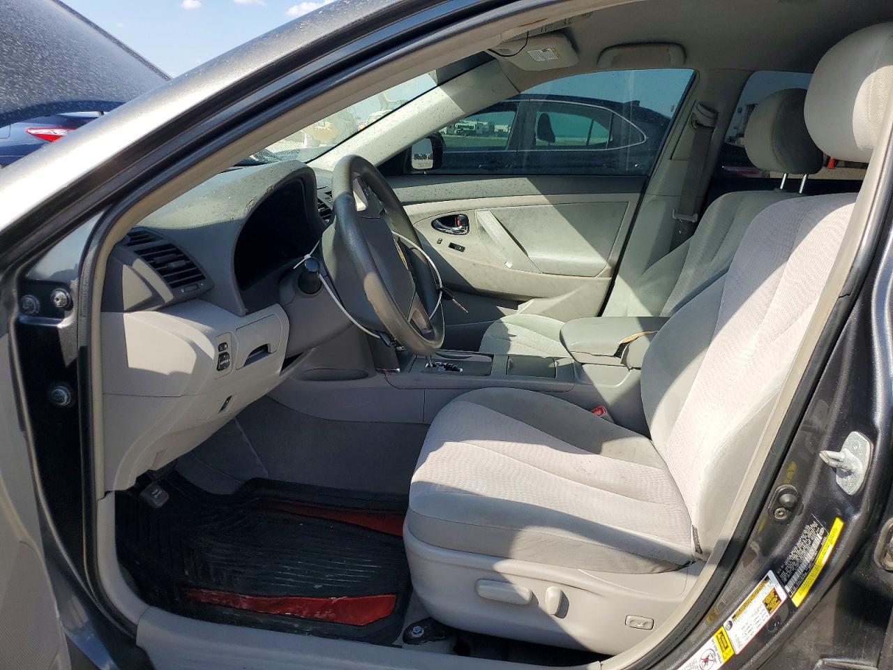 2010 TOYOTA CAMRY