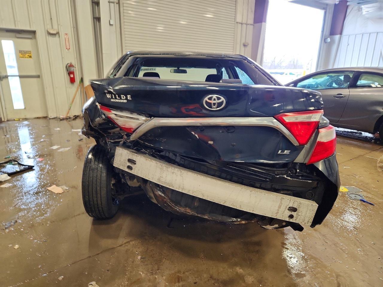 2015 TOYOTA CAMRY