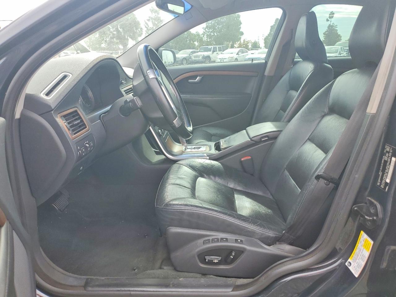 2010 VOLVO S80