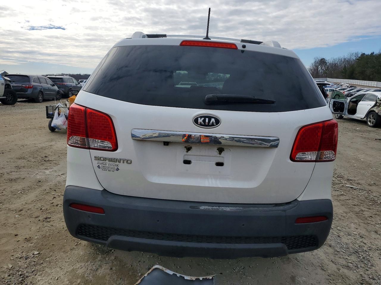 2011 KIA SORENTO