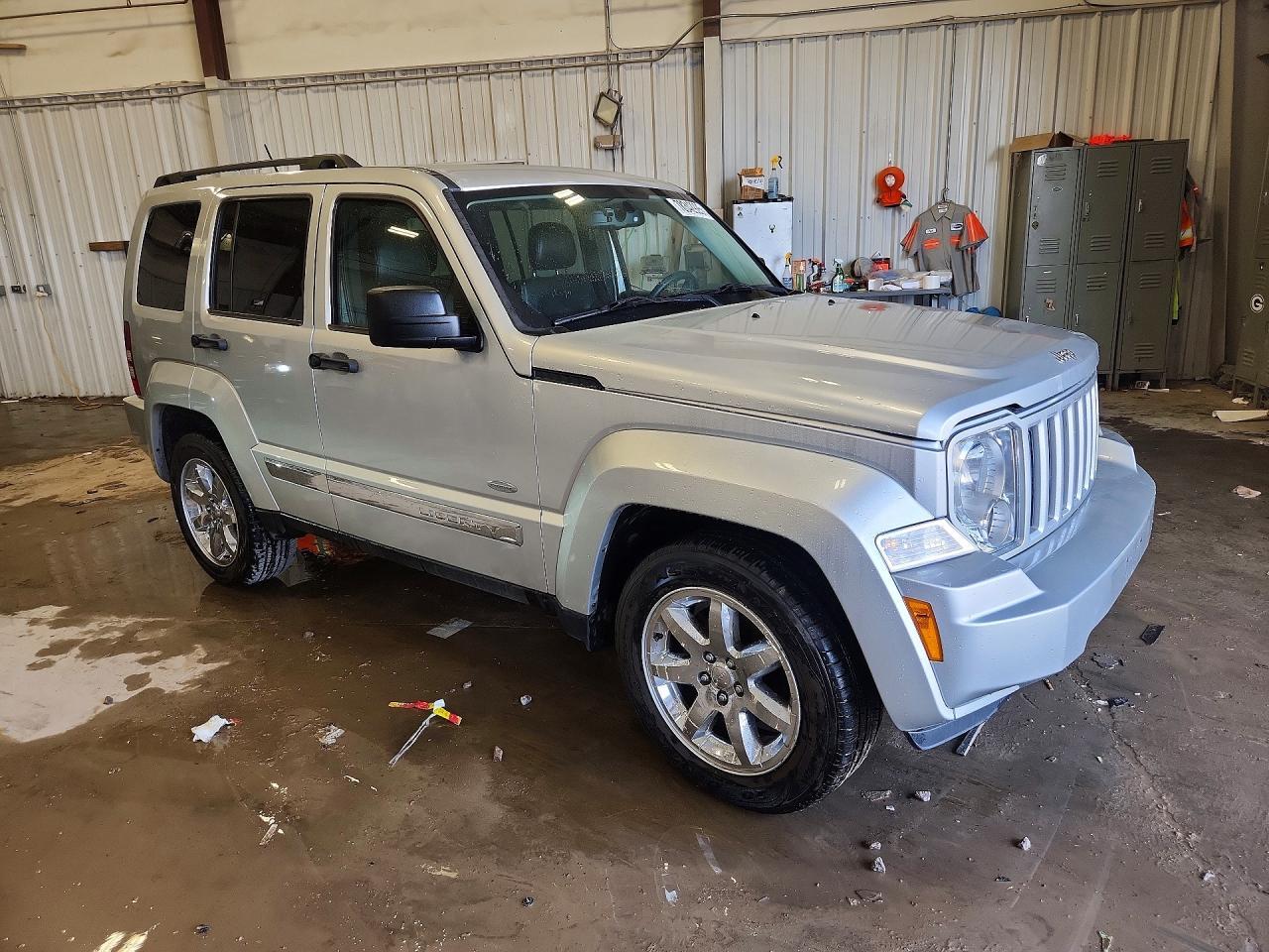 2012 JEEP Liberty