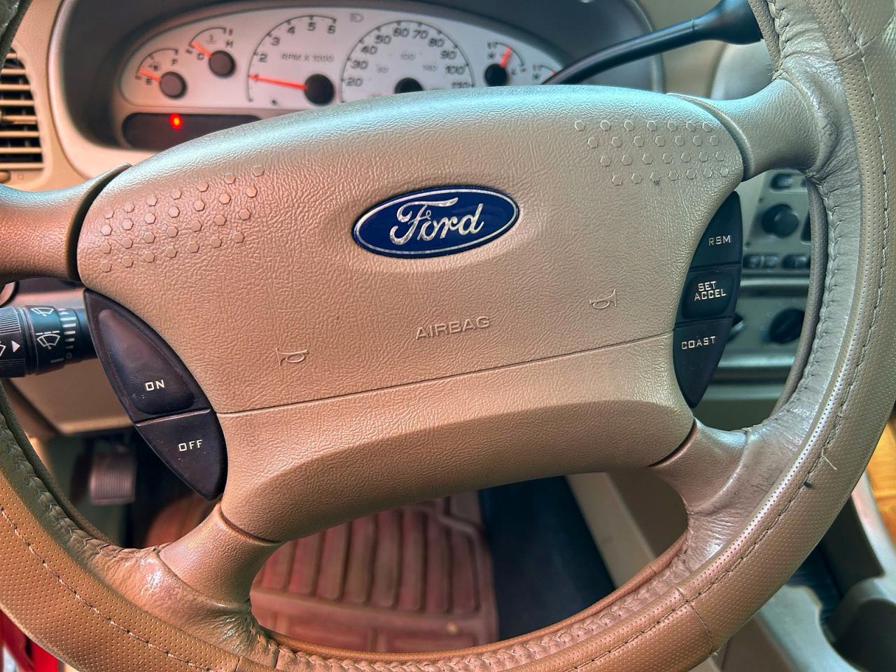 2004 FORD Explorer Sport Trac