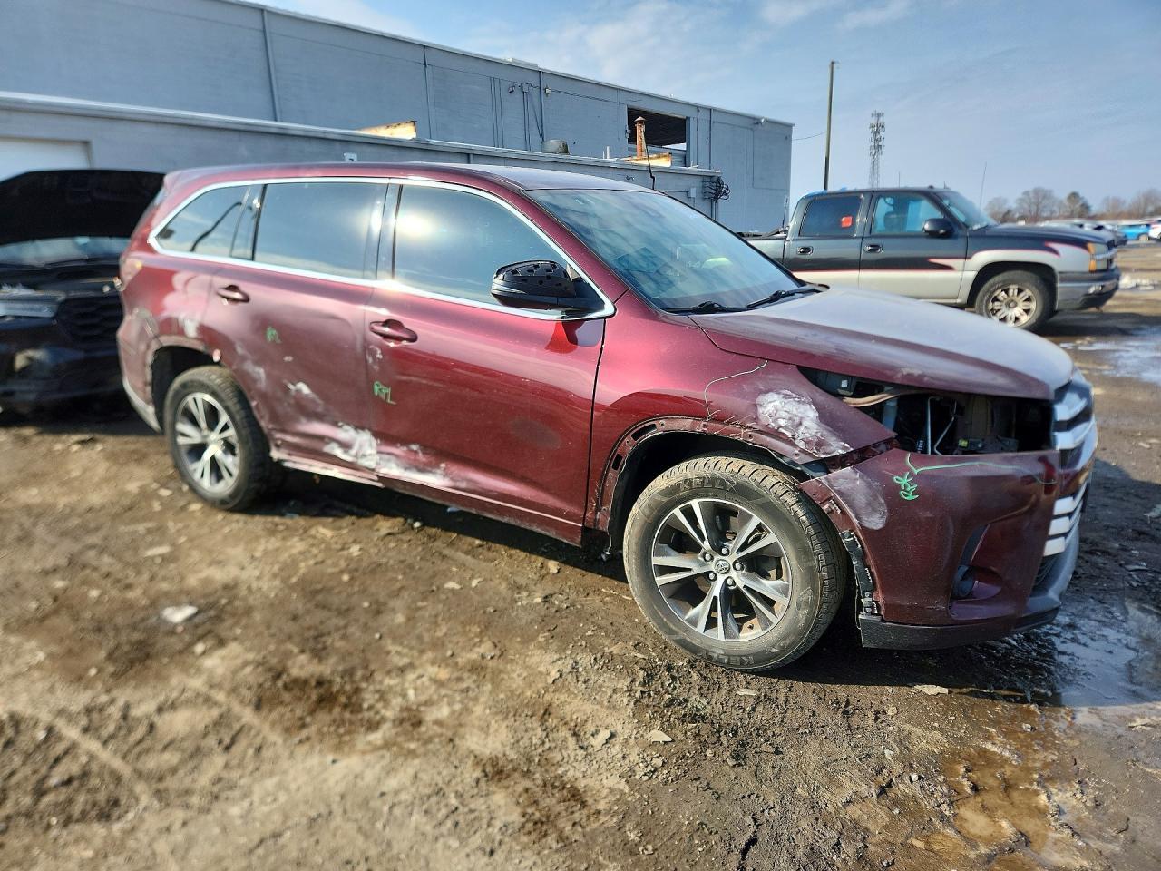 2018 TOYOTA HIGHLANDER