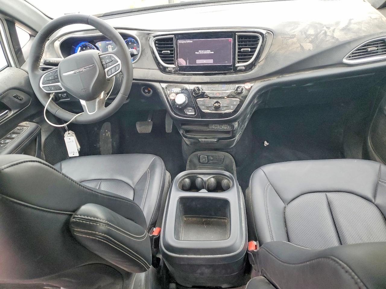 2025 CHRYSLER Pacifica