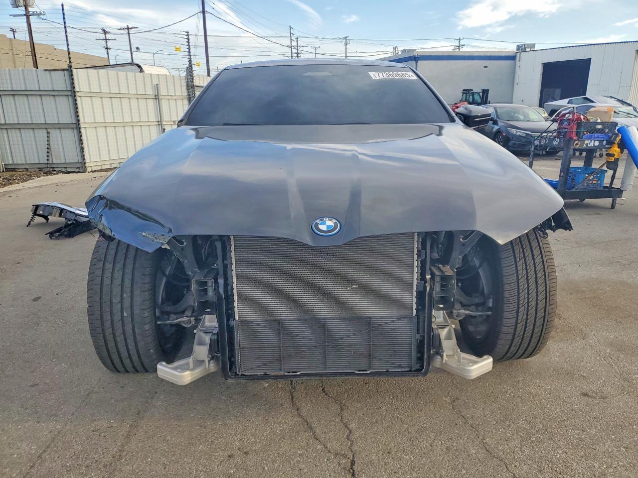 2024 BMW i5