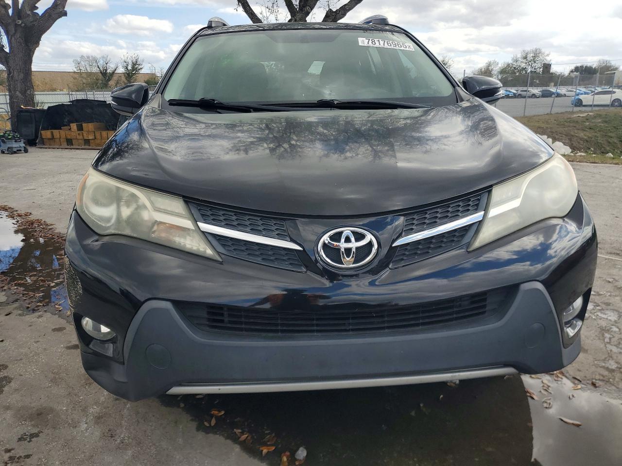 2015 TOYOTA RAV4