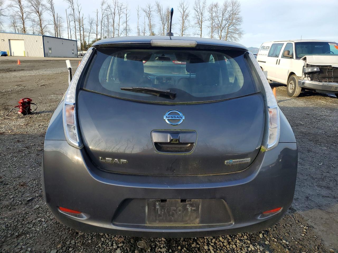 2013 NISSAN LEAF