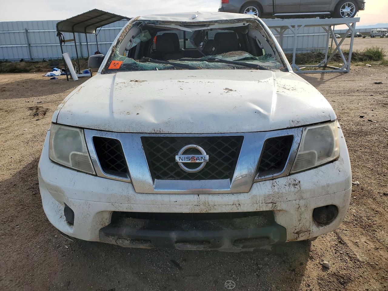 2016 NISSAN Frontier