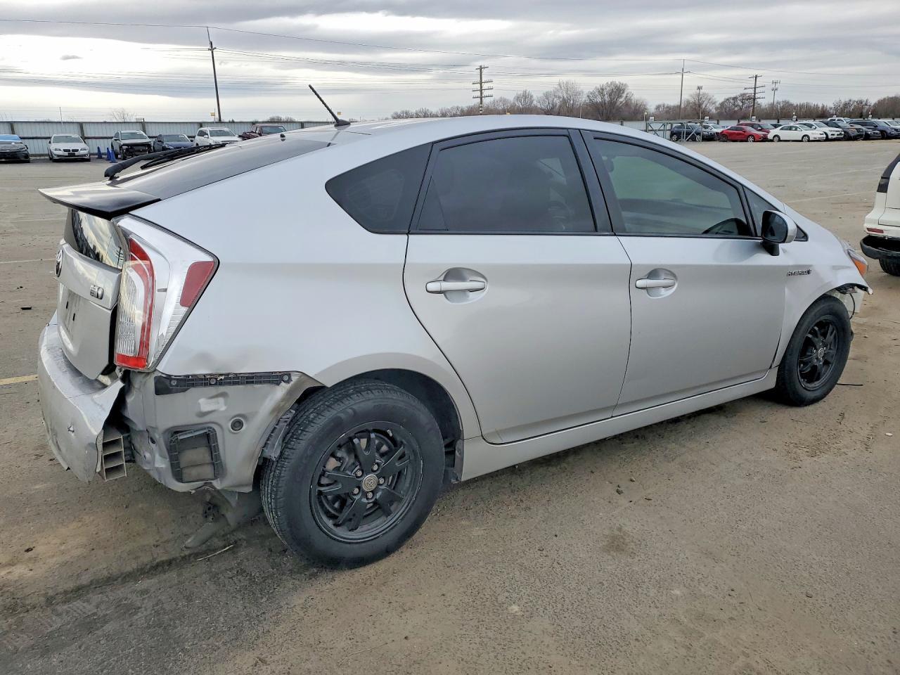2013 TOYOTA PRIUS