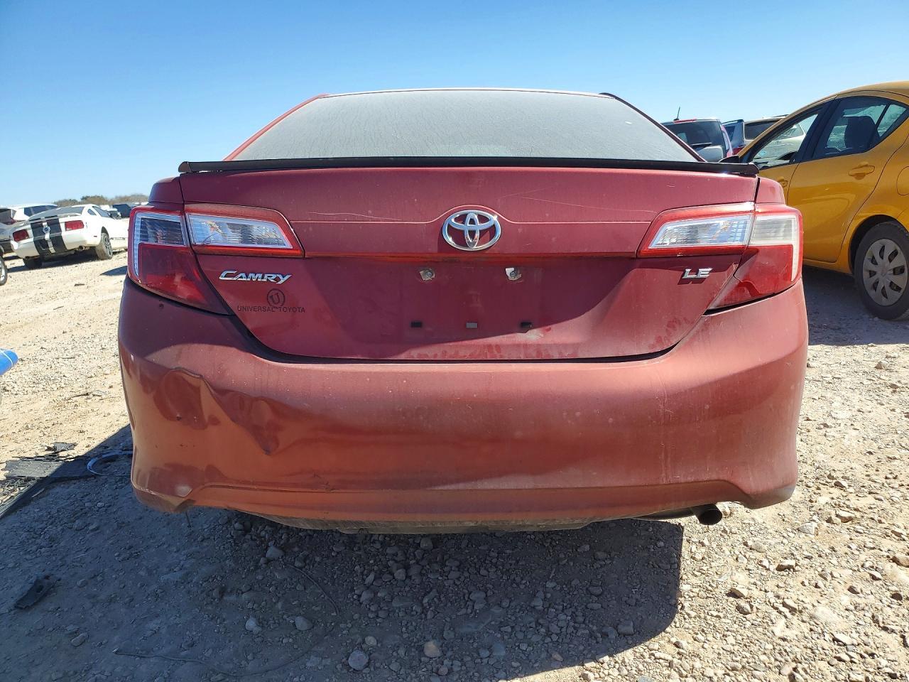 2013 TOYOTA CAMRY