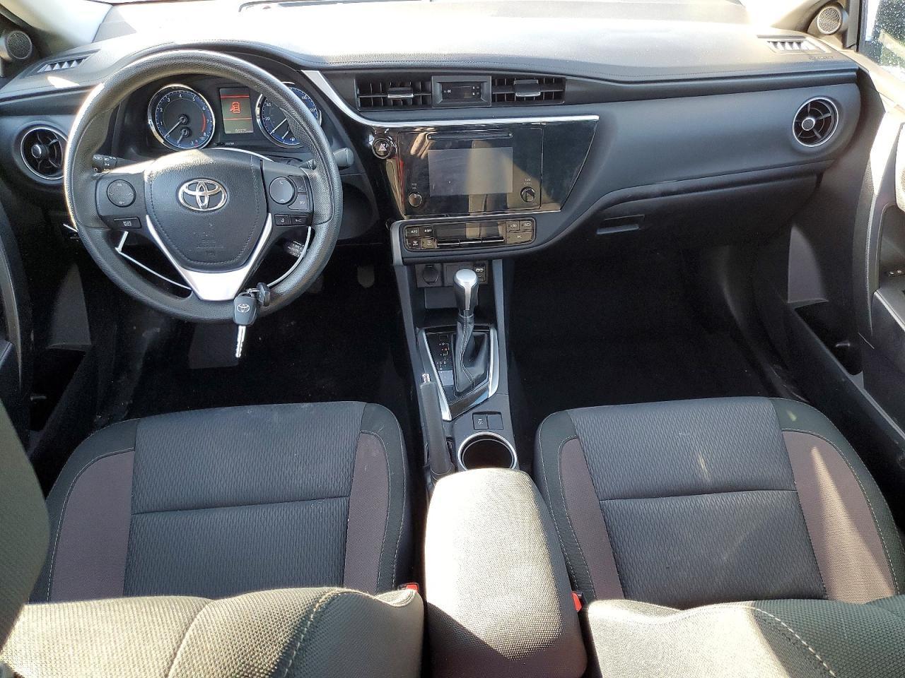 2019 TOYOTA COROLLA