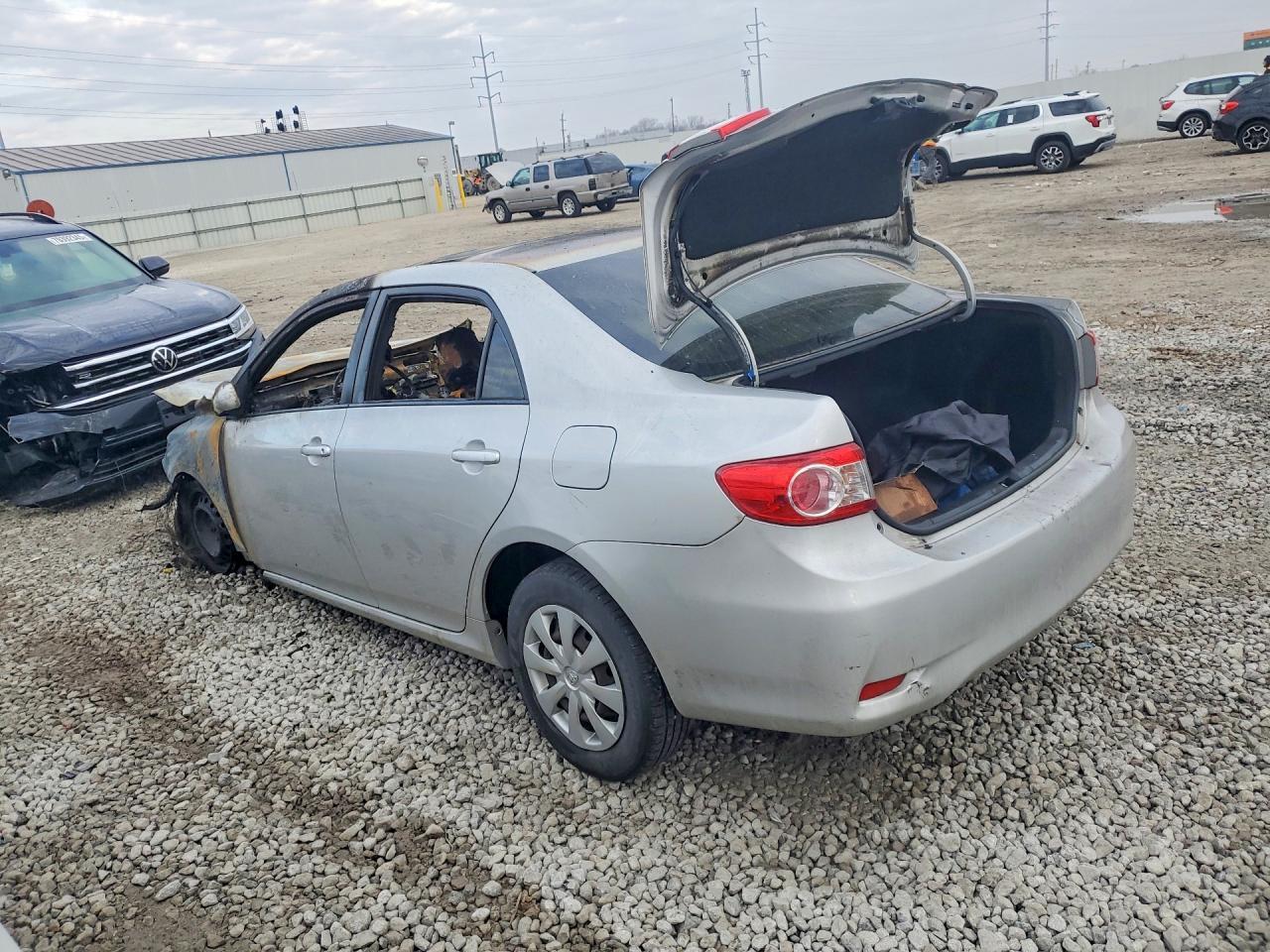 2011 TOYOTA COROLLA