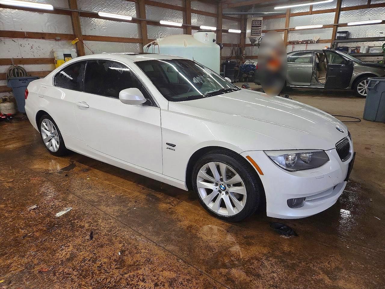 2012 BMW 3 SERIES